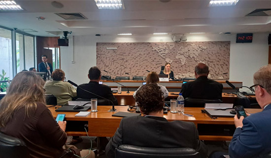 Padre Eduardo participa da reunião mensal do Conselho de Comunicação Social, em Brasília